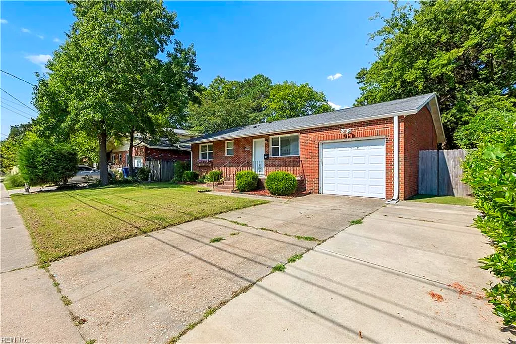 9505 Beaumont St, Norfolk — photo
