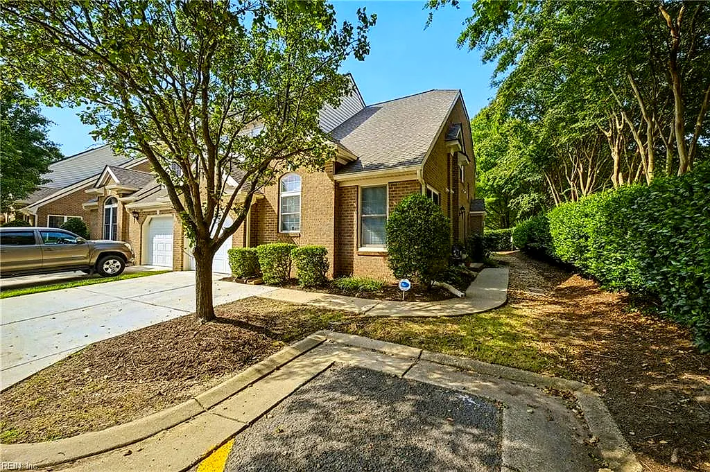100 Bluff Ter, Newport News — photo
