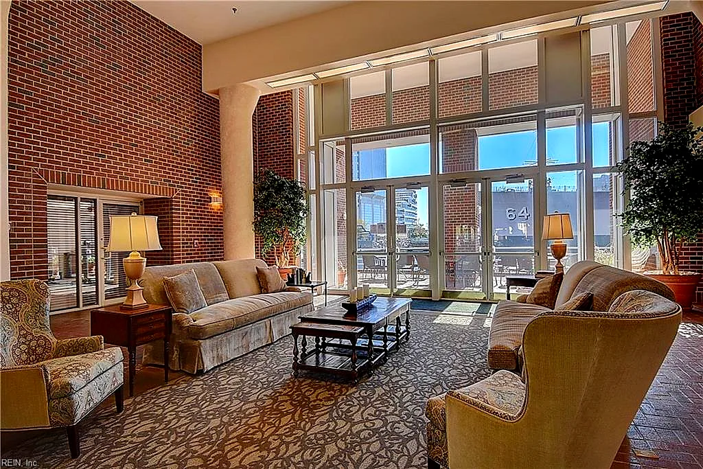 215 Brooke Ave Ave #307, Norfolk — photo