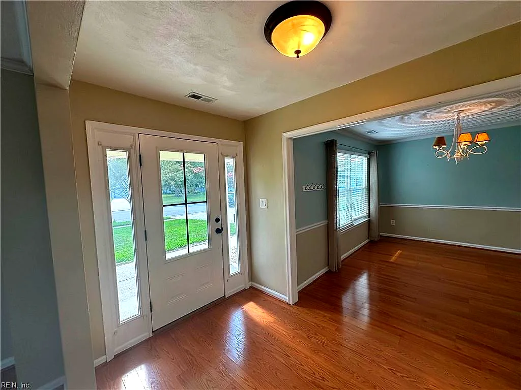 904 Gideon Rd, Virginia Beach — photo