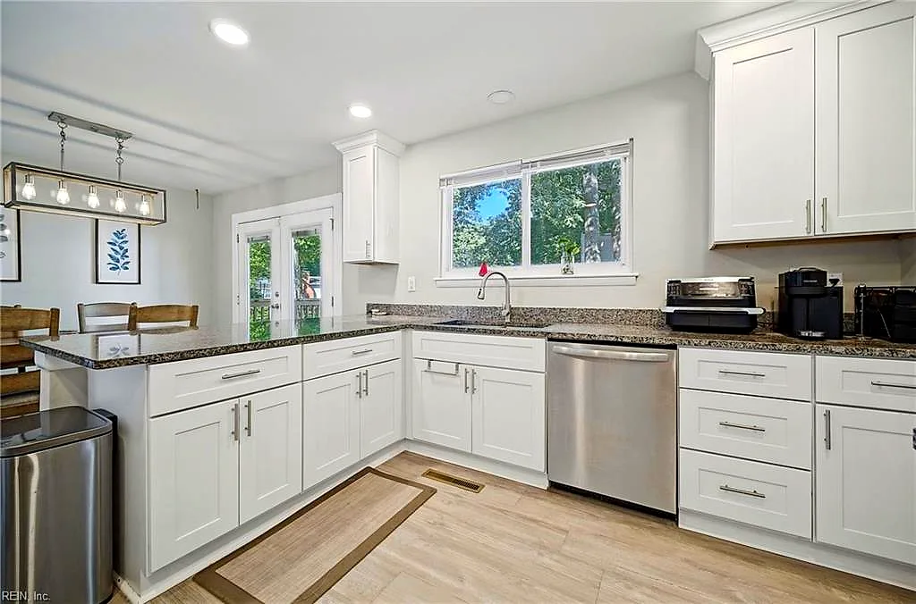 421 Duplin St, Virginia Beach — photo