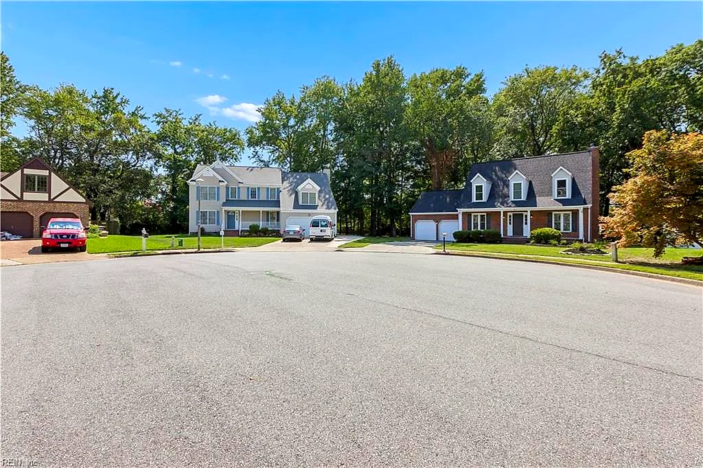 20 Rhoda CT, HAMPTON VA 23664