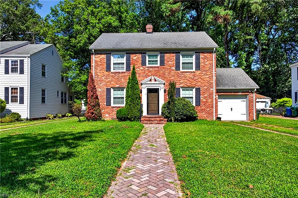 3 Stratford RD, NEWPORT NEWS VA 23601