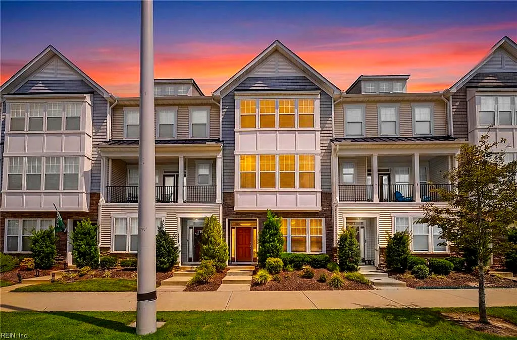 1422 Independence BLVD, NEWPORT NEWS VA 23608