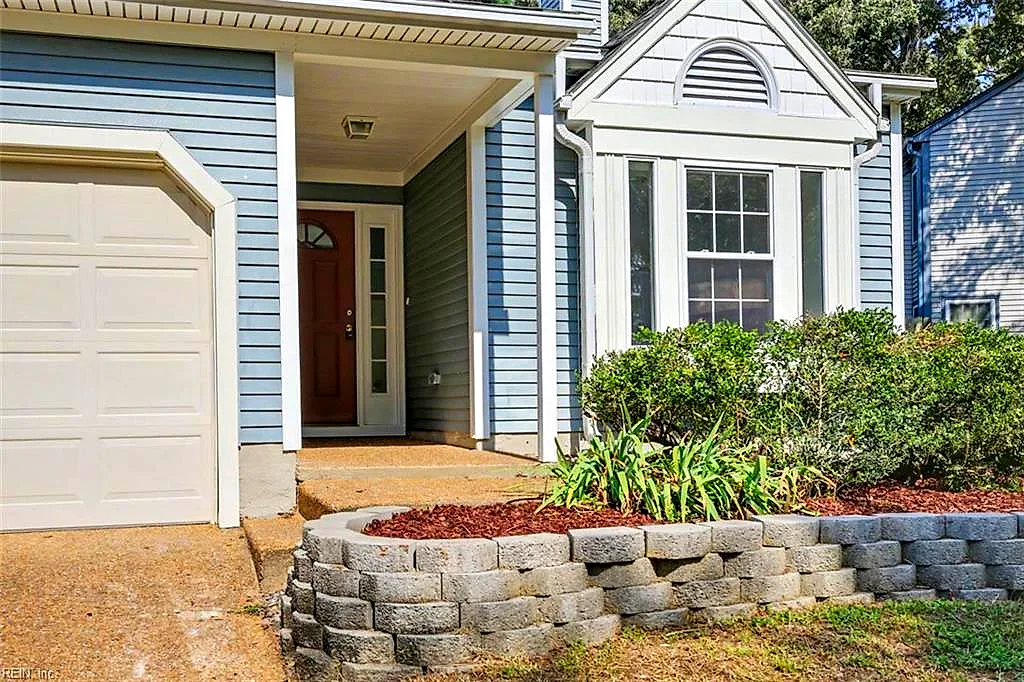 162 Hidden Lake Pl, Newport News — photo