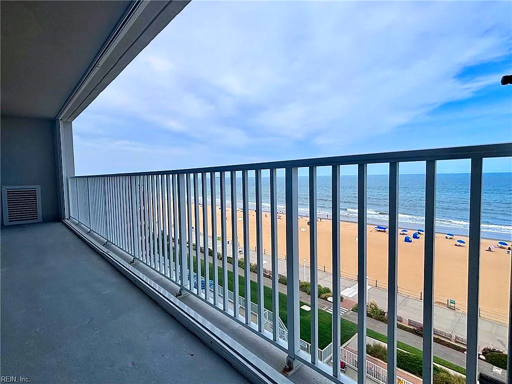 3800 Atlantic Ave #604, Virginia Beach — photo