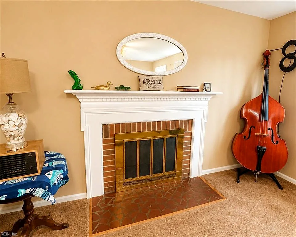 205 Joanne Dr, Seaford — photo