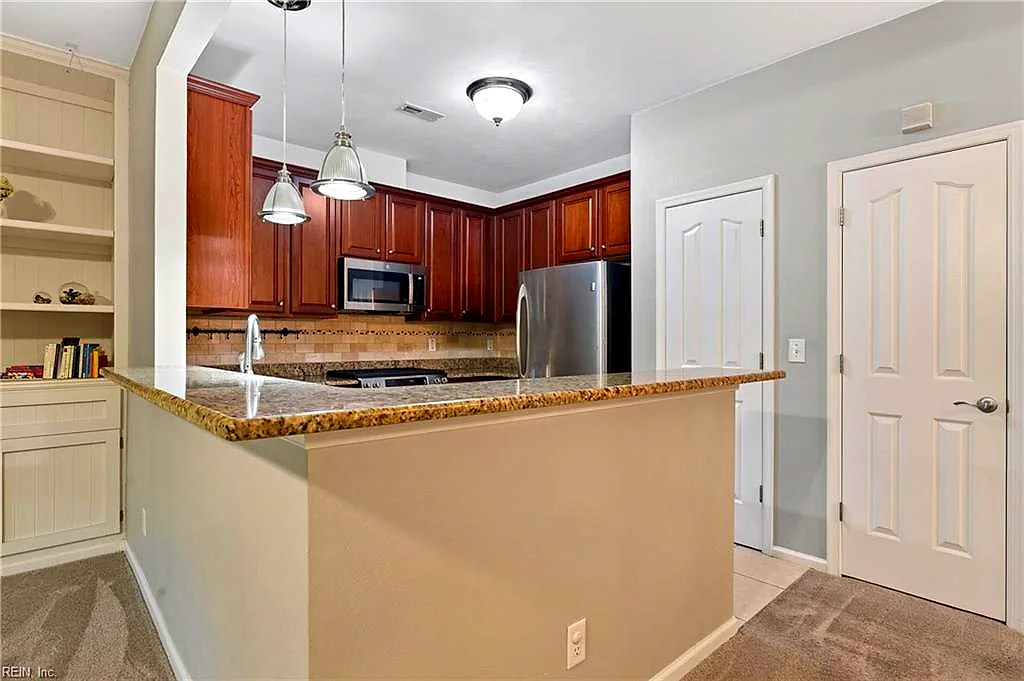 620 Estates Way #120, Chesapeake — photo