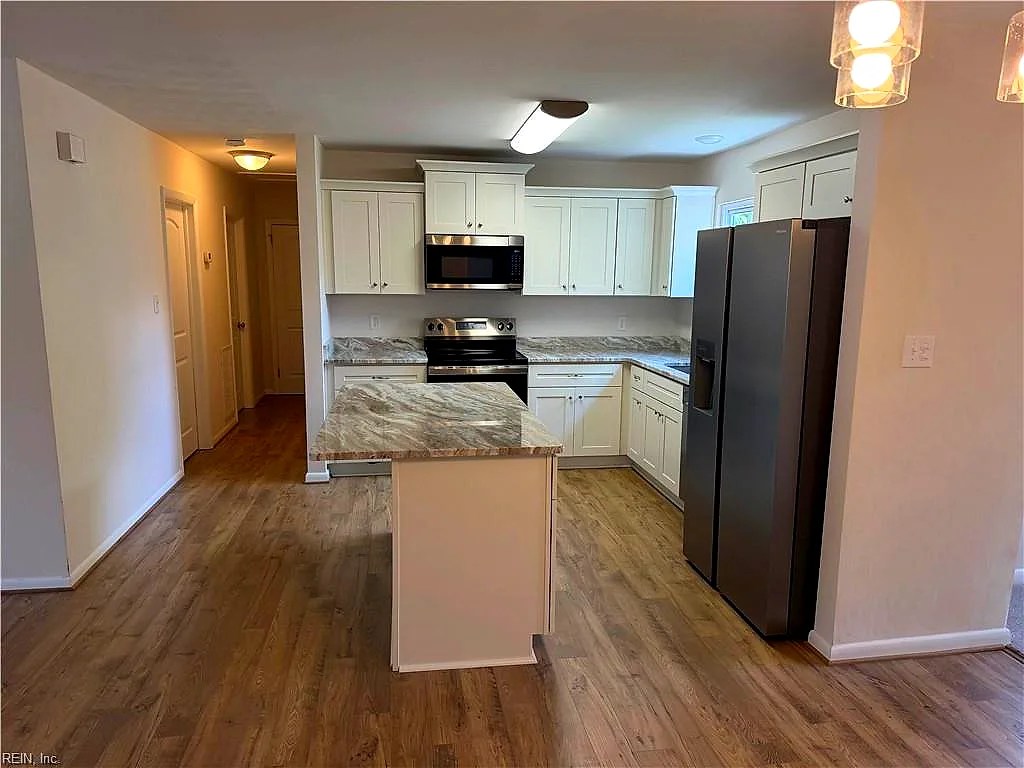 1121 Sir Gawaine Dr, Chesapeake — photo