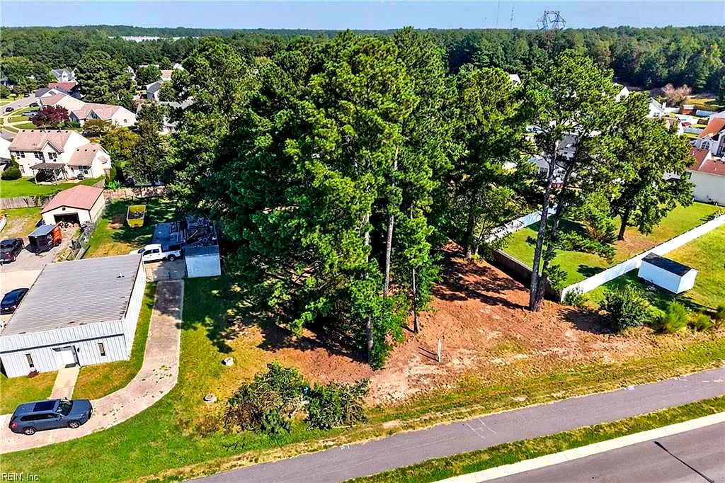 1828 Holland Rd, Suffolk — photo