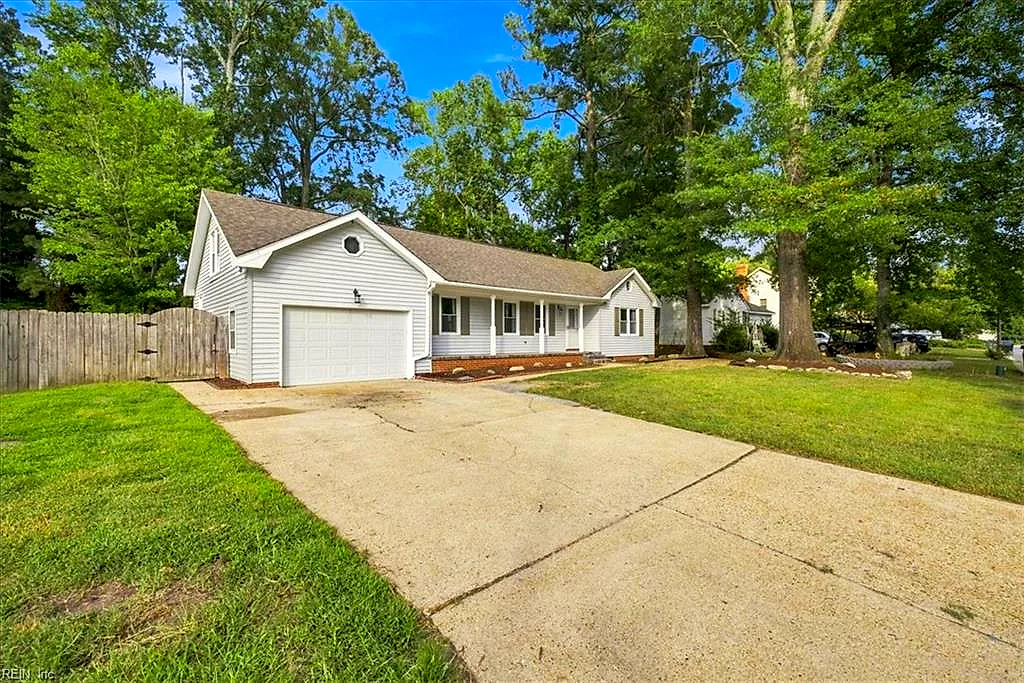 2252 Windy Pines Bnd Bnd, Virginia Beach — photo