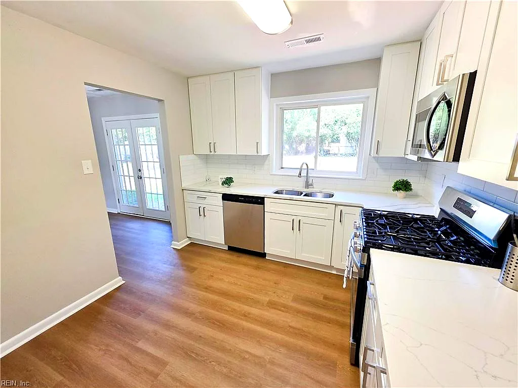 3428 Silina Dr, Virginia Beach — photo