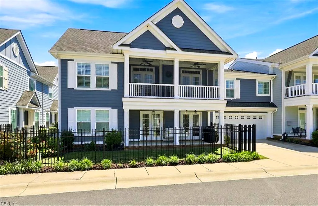 126 Beacon Rn, Suffolk — photo