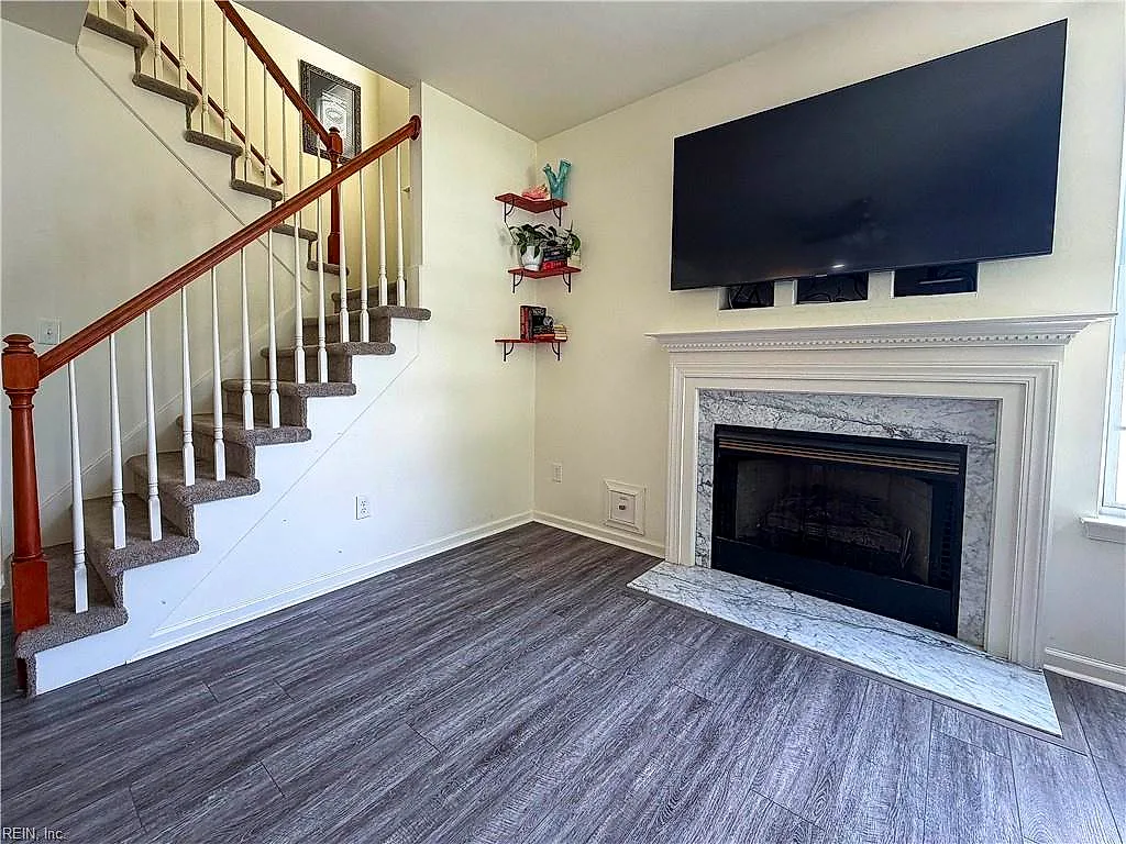 201 Red Duck Cir, Suffolk — photo