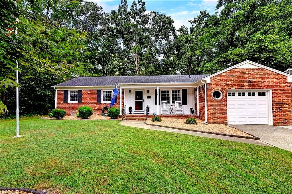 103 Terrell RD, NEWPORT NEWS VA 23606
