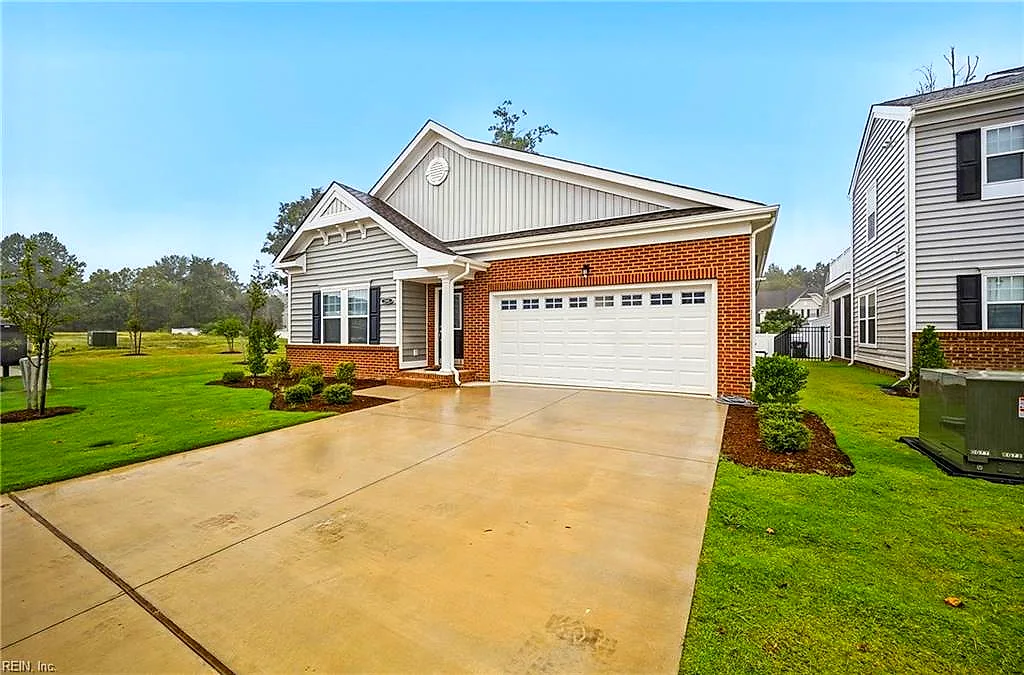 2001 Carroll Brinkley Way, Suffolk — photo