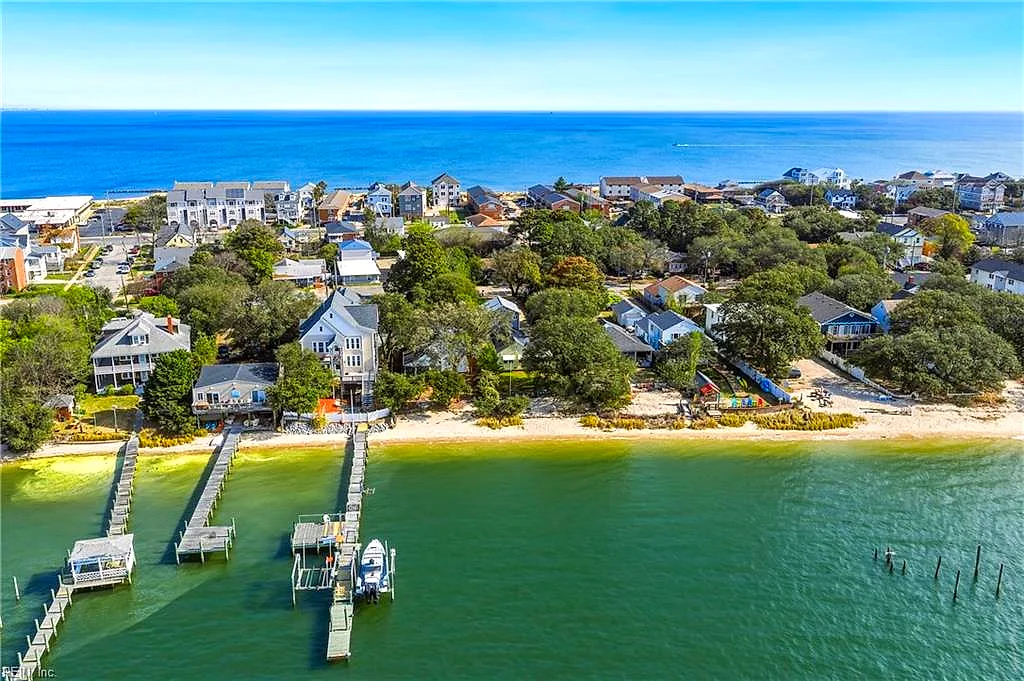 937 Little Bay AVE, NORFOLK VA 23503