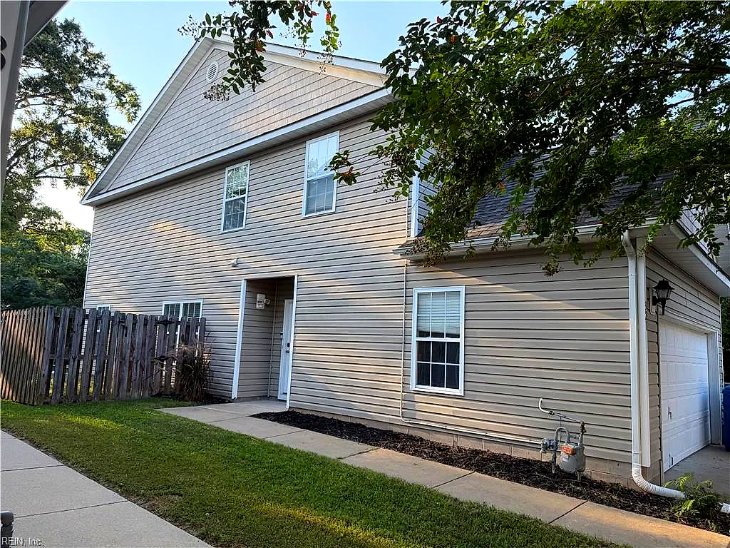 321 Garcia DR, VIRGINIA BEACH VA 23454