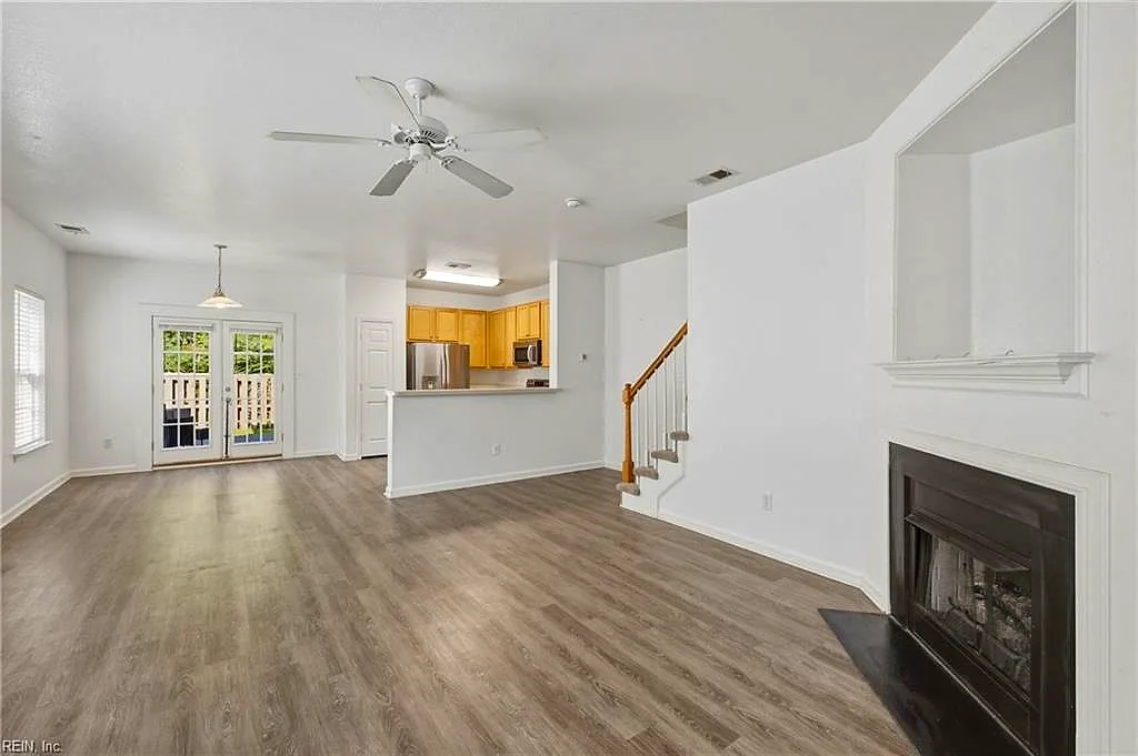 321 Garcia Dr, Virginia Beach — photo