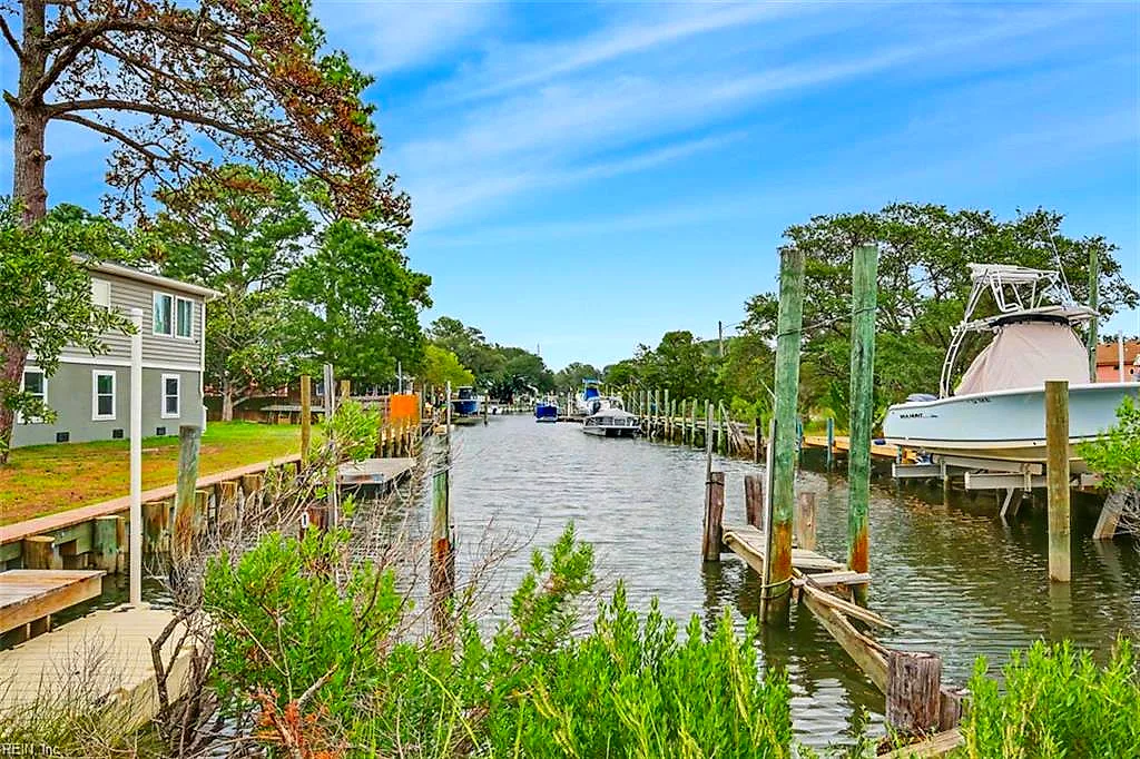 2980 Lynnhaven Dr, Virginia Beach — photo