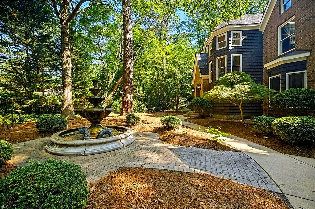 2530 Entrada Dr, Virginia Beach — photo