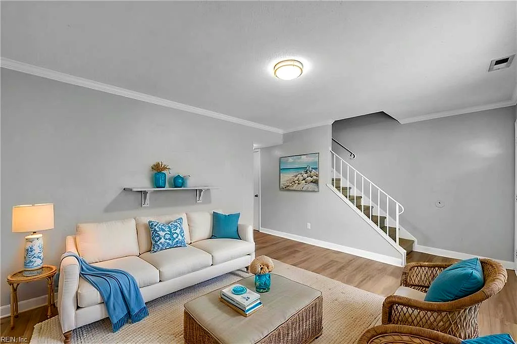 3729 Bancroft Dr, Virginia Beach — photo