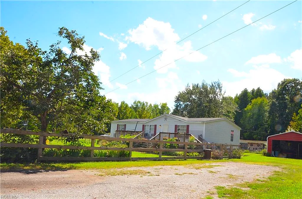 10007 Old Myrtle RD, CARRSVILLE VA 23315