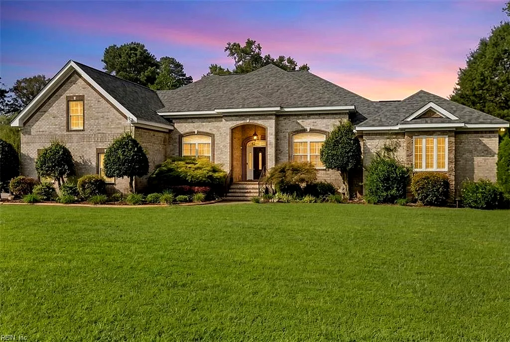 200 Ashby Ct, Suffolk — photo