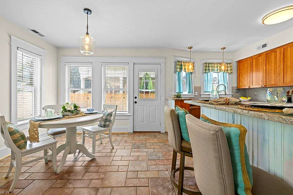 412 26th St, Virginia Beach — photo