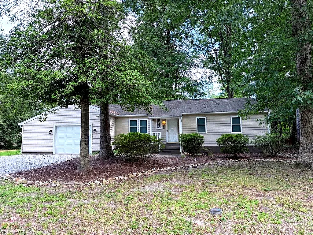 205 Wharf Row, Yorktown — photo