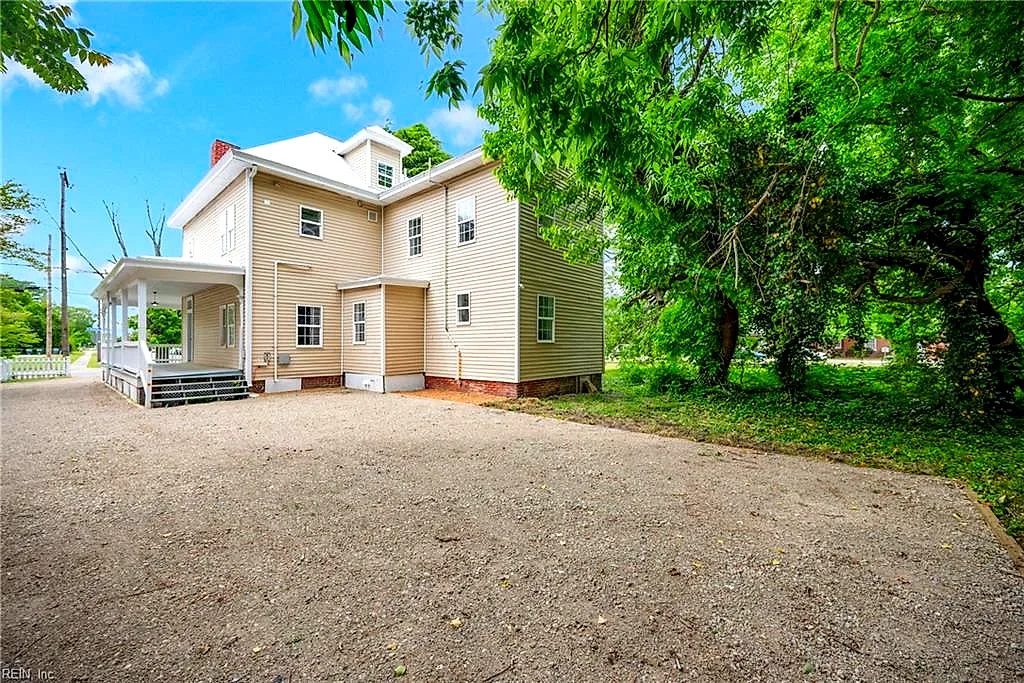 329 S Armistead Ave, Hampton — photo