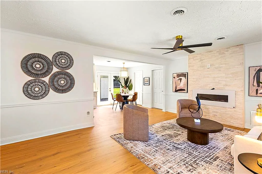 5 Pine Ln, Hampton — photo