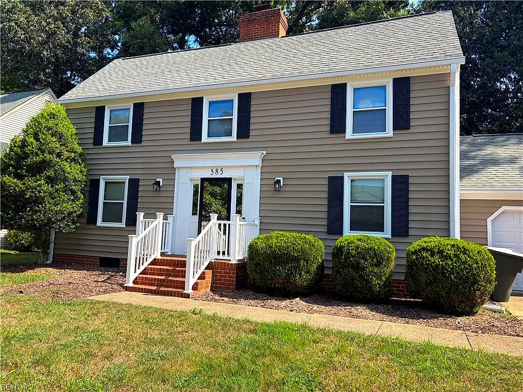 585 Crown Point Dr, Newport News — photo