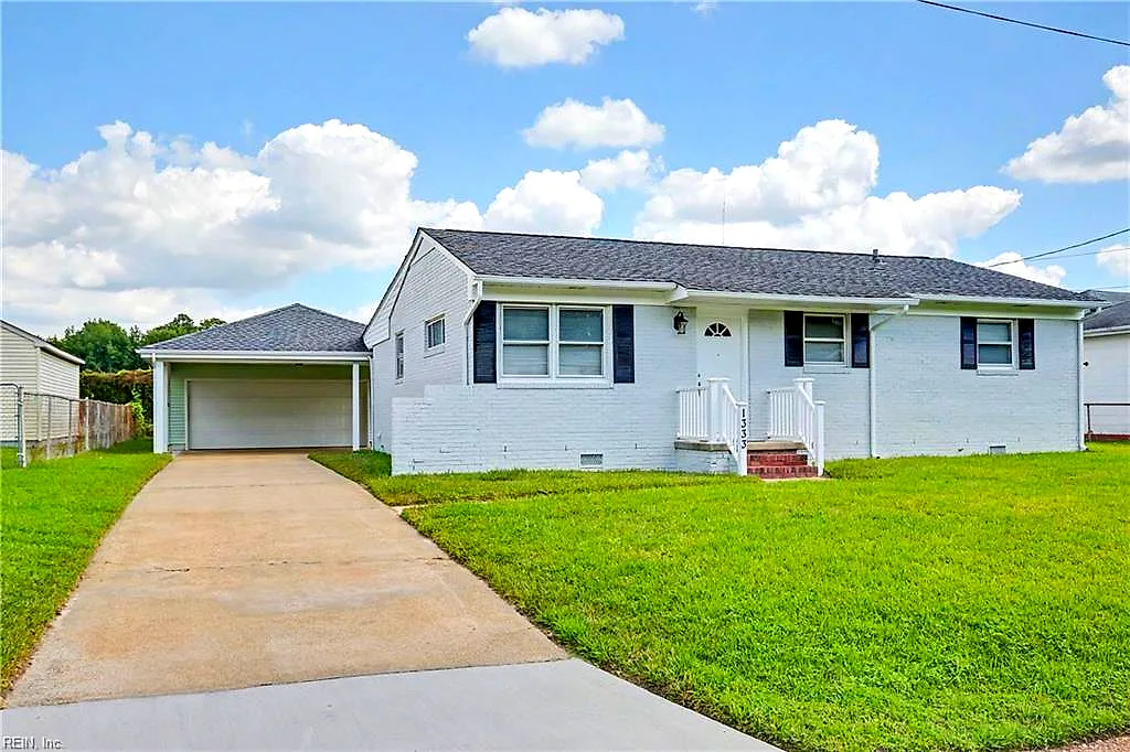 1333 Boxwood DR, CHESAPEAKE VA 23323