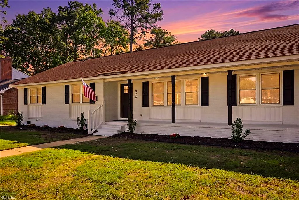 976 Edwin DR, VIRGINIA BEACH VA 23464