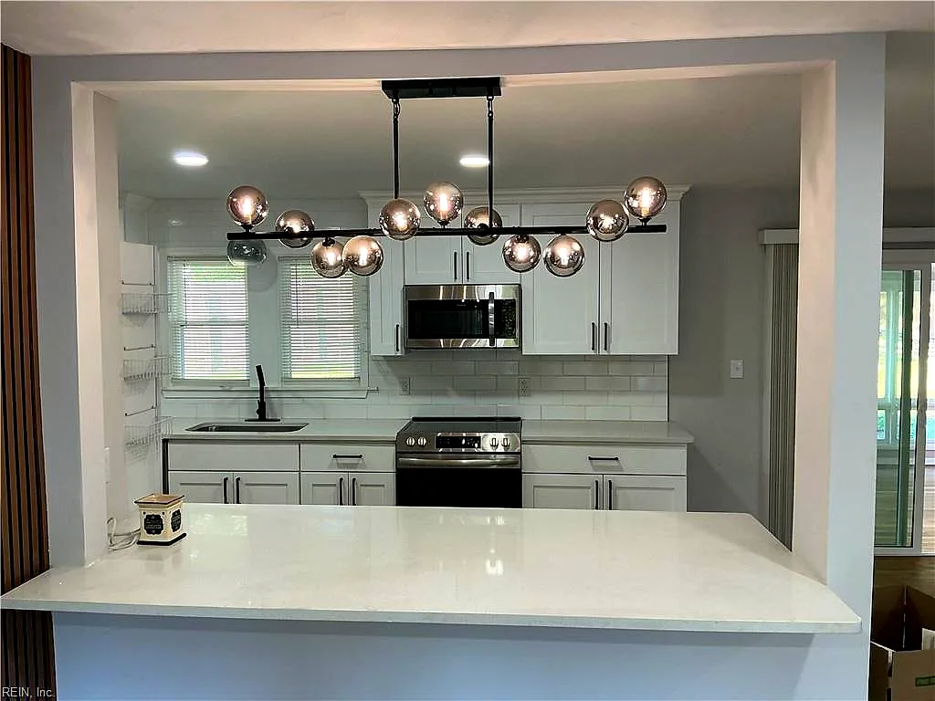 128 Davis Dr, Williamsburg — photo