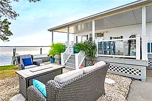 3665 Sandpiper RD #123, VIRGINIA BEACH VA 23456