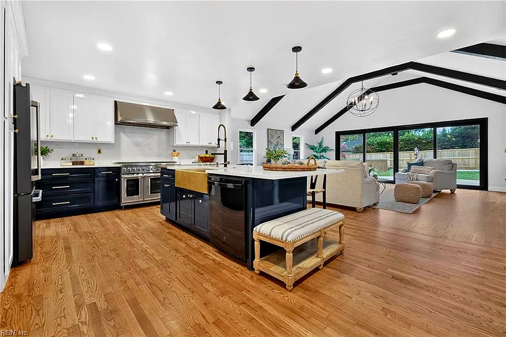 1013 Chumley Rd, Virginia Beach — photo