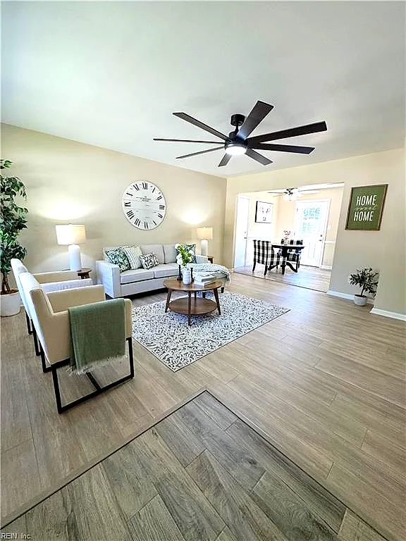 251 Mona Dr, Newport News — photo