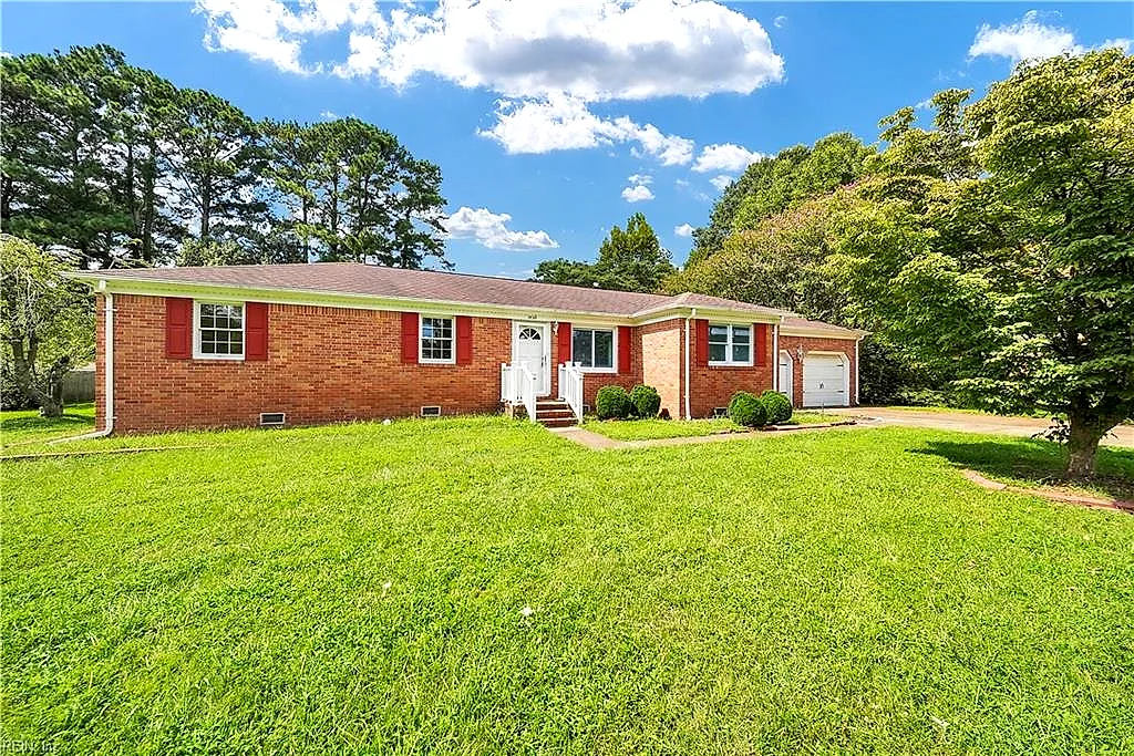 1020 Vanderploeg DR, CHESAPEAKE VA 23320