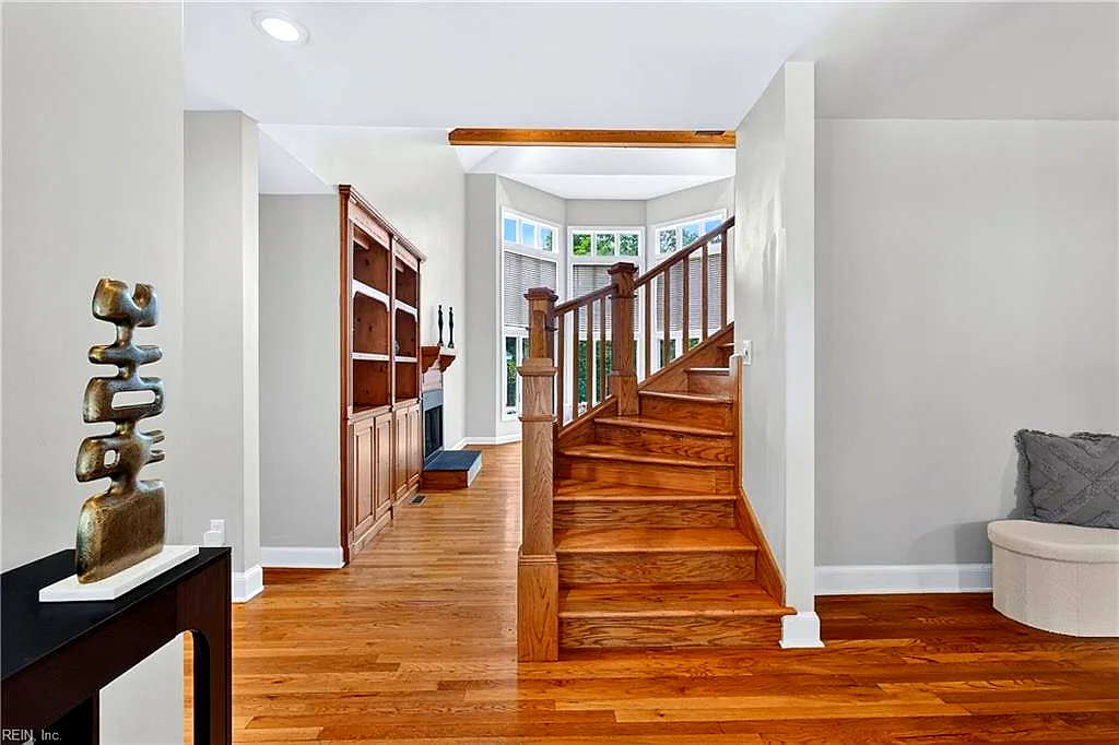 1125 Bay Colony Dr, Virginia Beach — photo