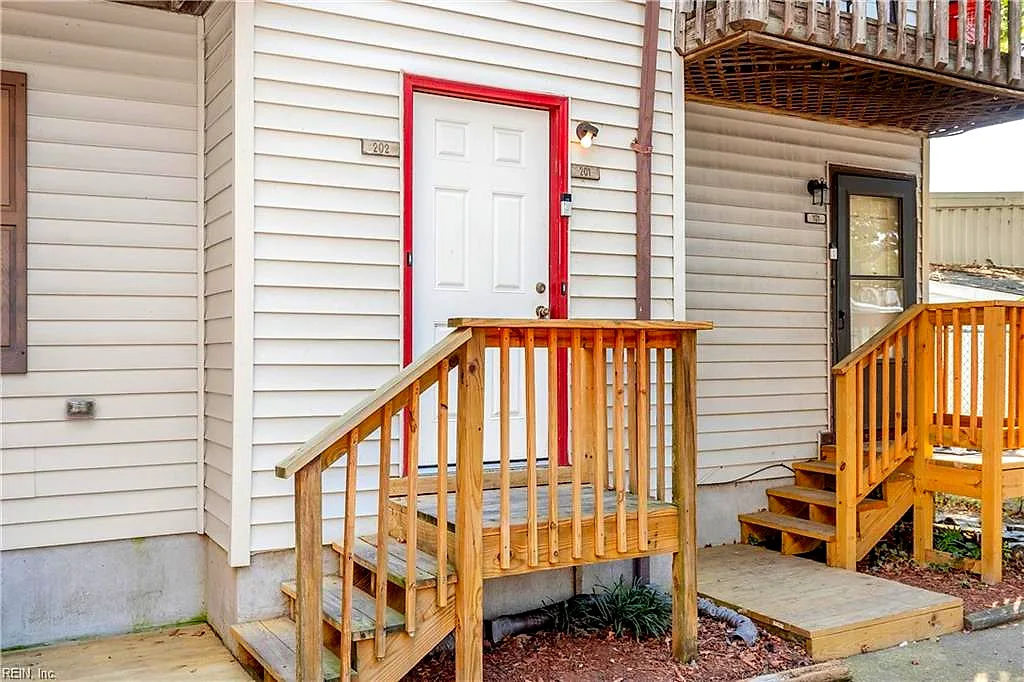 225 A View Ave #202, Norfolk — photo