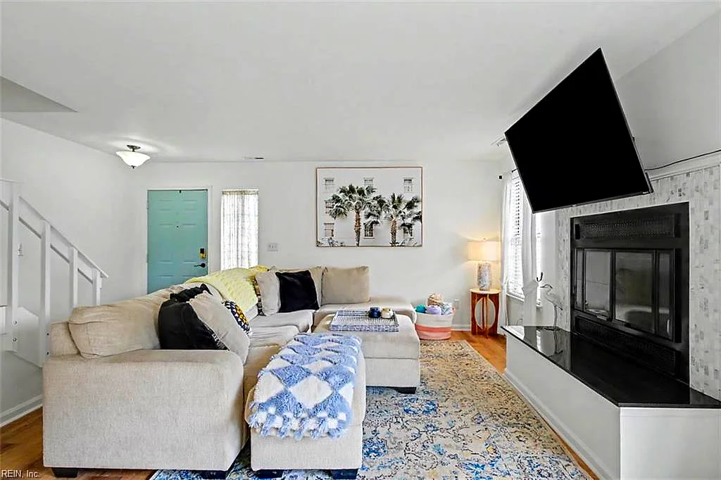 506 Redbird Ct, Virginia Beach — photo