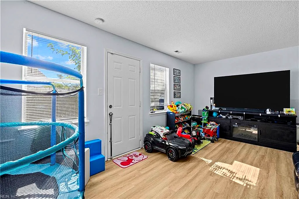 3608 Harbinger Rd #103, Virginia Beach — photo