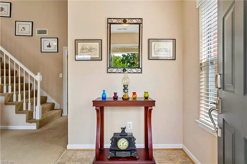 2101 Westgate Cir, Williamsburg — photo
