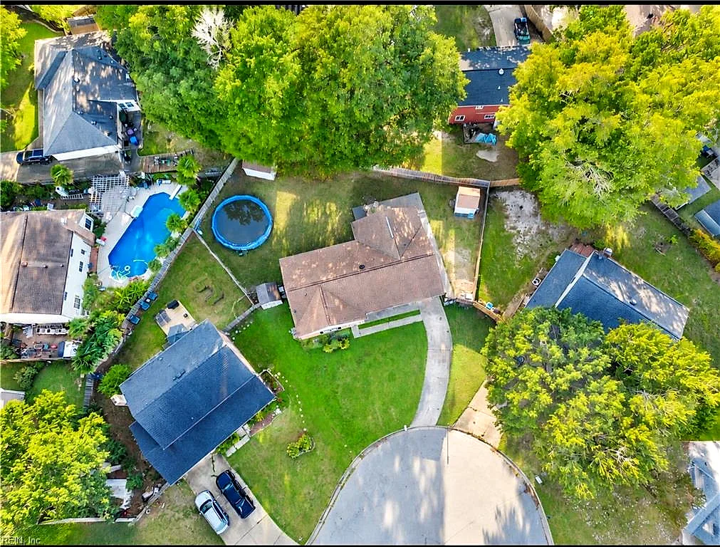 1805 Saranac Ct, Virginia Beach — photo