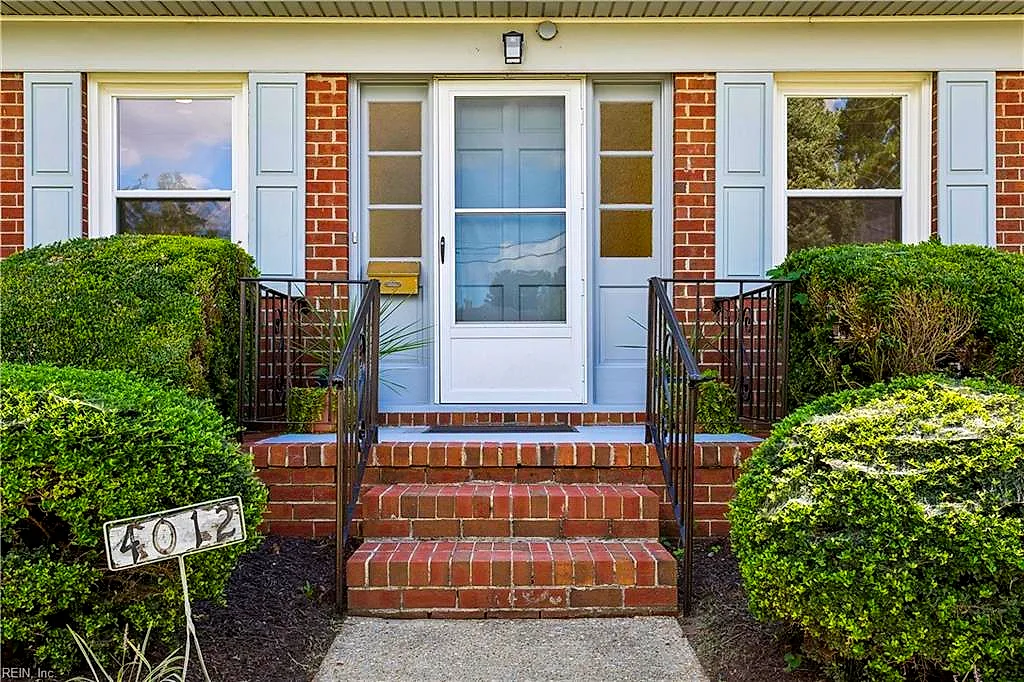 4012 Buchanan Dr, Hampton — photo
