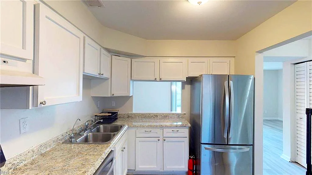 505 Pine View Ct, Chesapeake — photo