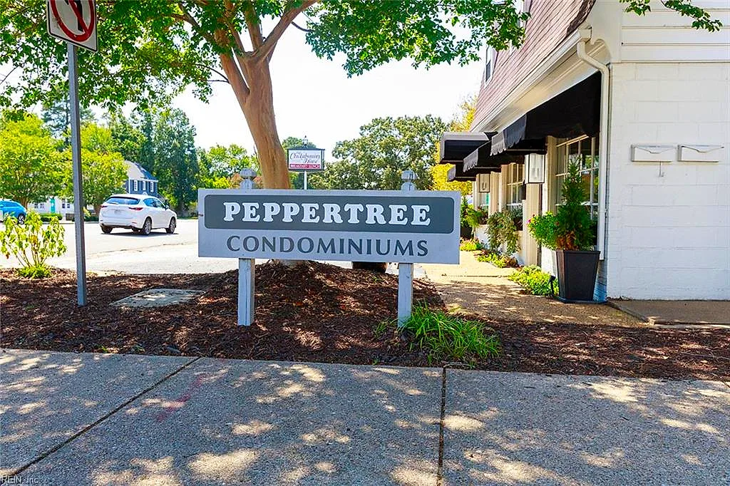 1203 Jamestown Rd #F4, Williamsburg — photo
