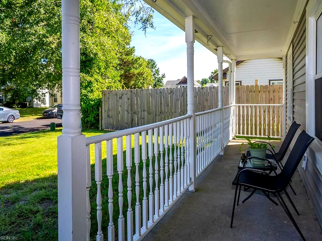 656 Bridgewater Arch, Virginia Beach — photo